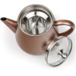 Modern waterkoker met roestvrij stalen binnenkant en roestvrij handle, ideaal voor snel en efficiënt koken van water, perfect voor keukens gericht op kwaliteit en design.