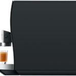Espressomachine voor moderne koffiebereiding, perfect voor thuiskantoren en keukens.