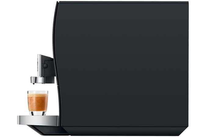 Espressomachine voor moderne koffiebereiding, perfect voor thuiskantoren en keukens.