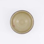 Matcha Bowl Shino Oribe bovenaanzicht groen oranje glazuur detail stoneware